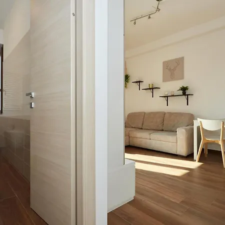 - 1 Bedroom Milão