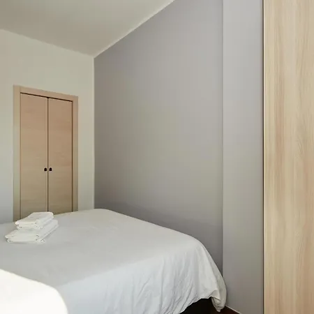 - 1 Bedroom * Milano
