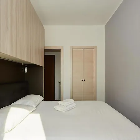 - 1 Bedroom